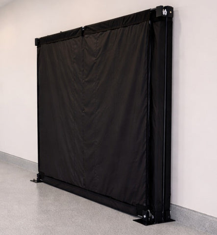 Image of Impact Sports Foldable Golf Bay Enclosure - 9'10" x 8'6" x 8'2"